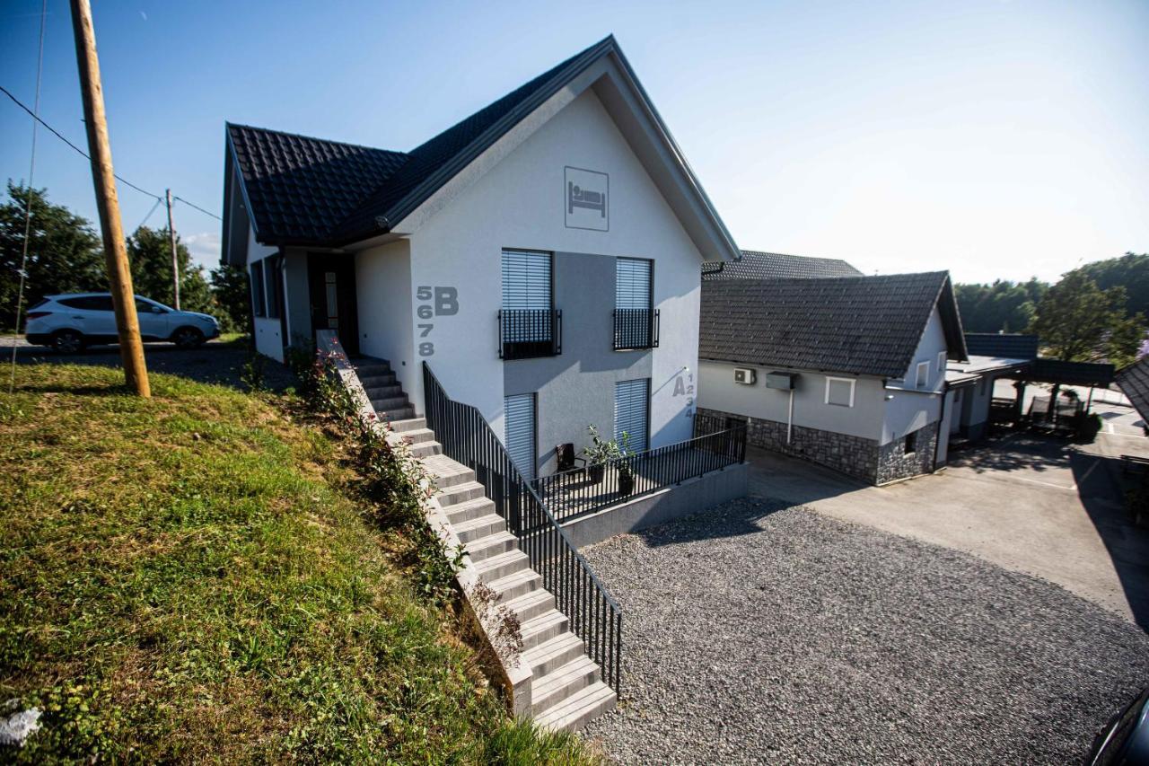 Gostilna Pugelj Novo Mesto Exterior foto