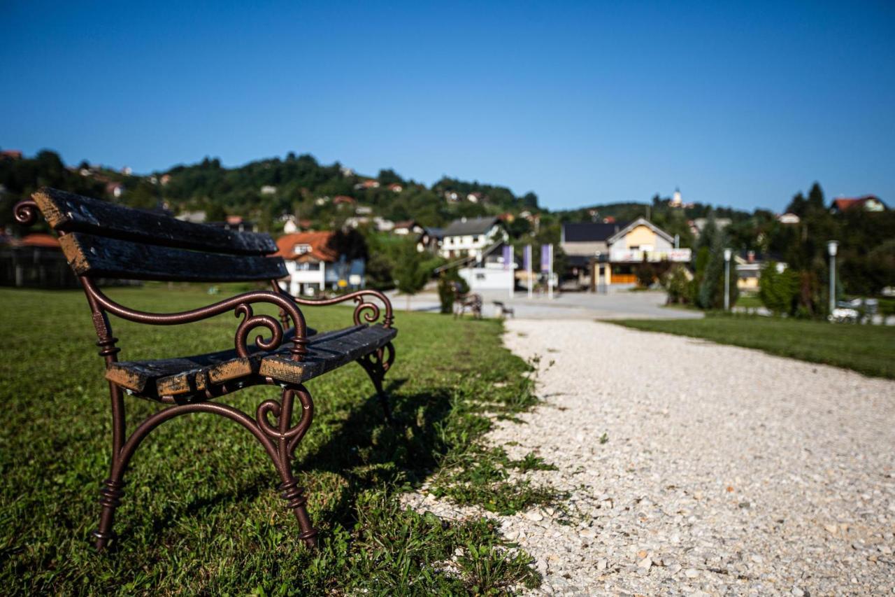 Gostilna Pugelj Novo Mesto Exterior foto